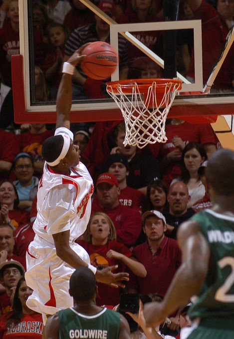 2008: Nebraska 67, Charlotte 48